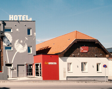 Das Hotel Himberg nahe Wien von Außen