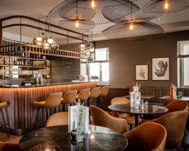 Das Café und die Bar in Himberg